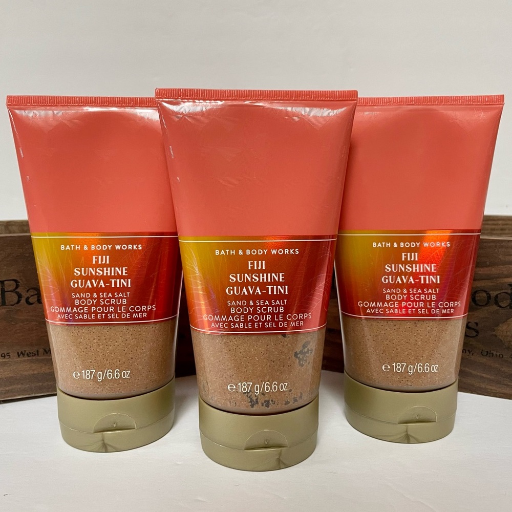 Bath & Body Works Fiji Sunshine Guava-Tini Sand & Sea Salt Body Scrub x 3
